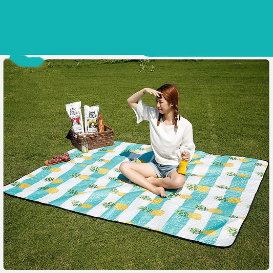 Portable Machine Washable Picnic Mat is a Must-have for Outdoor Travel